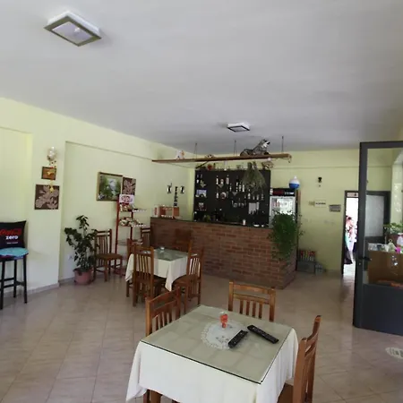 Hotel Moliana *